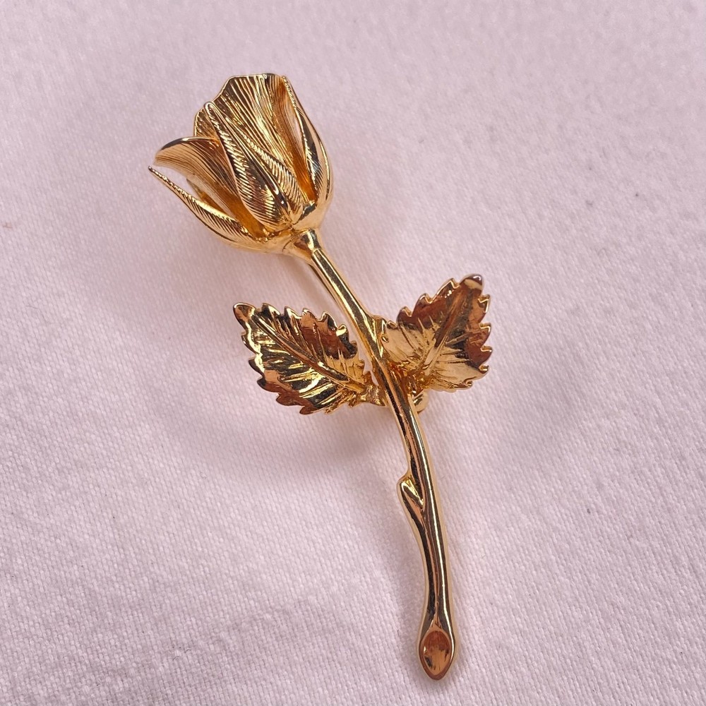 💎Rose Bud Flower Brooch Pin Gold Tone Figural Floral Giovanni Style Costume